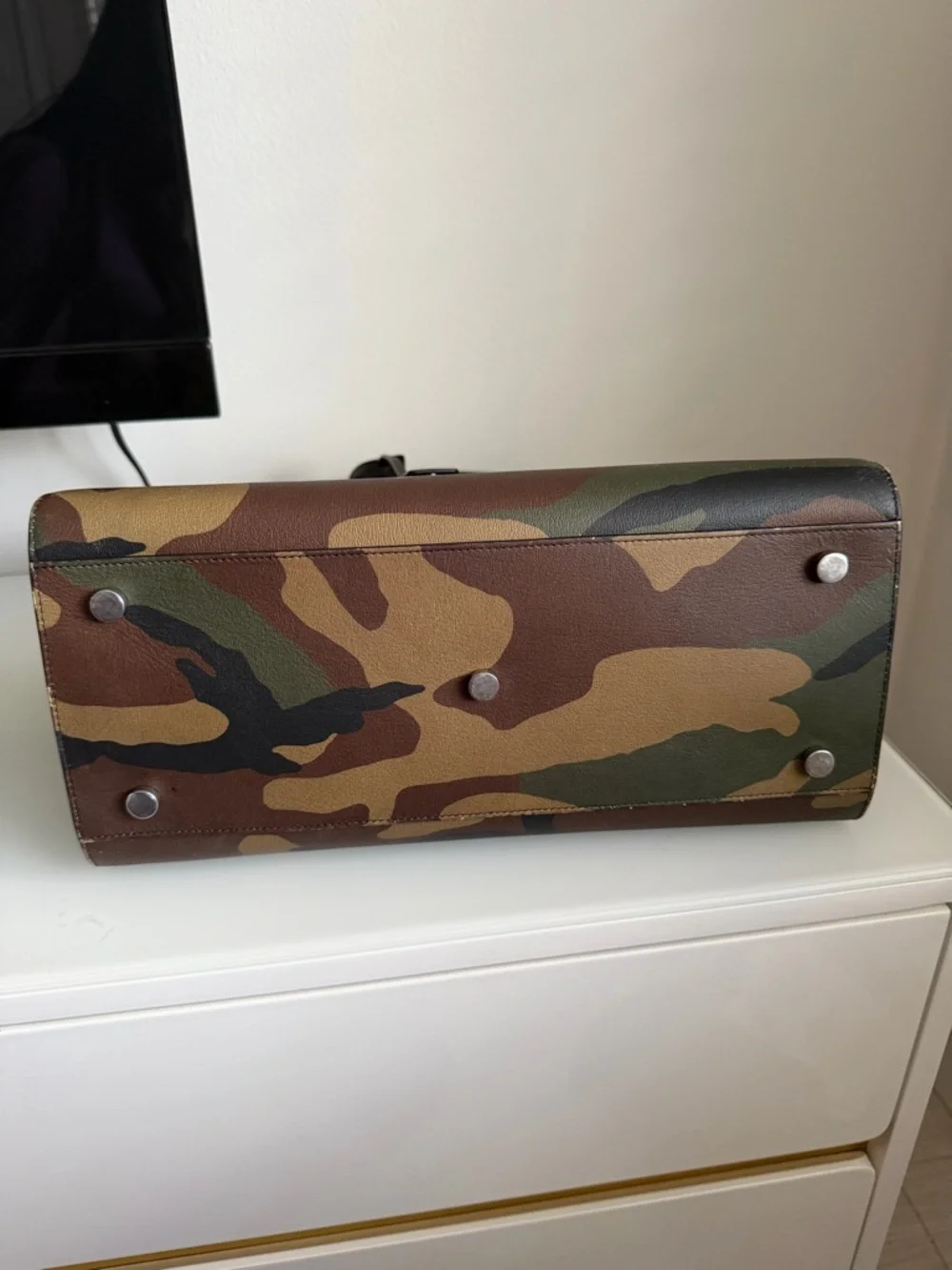 Saint Laurent Camo “Sac De Jour” Handbag - Picture 8 of 10